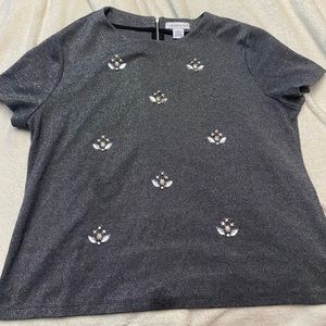 XL Liz Claborne short sleeve dressy top.